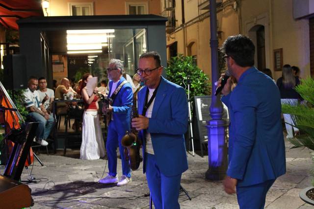 Follia swing