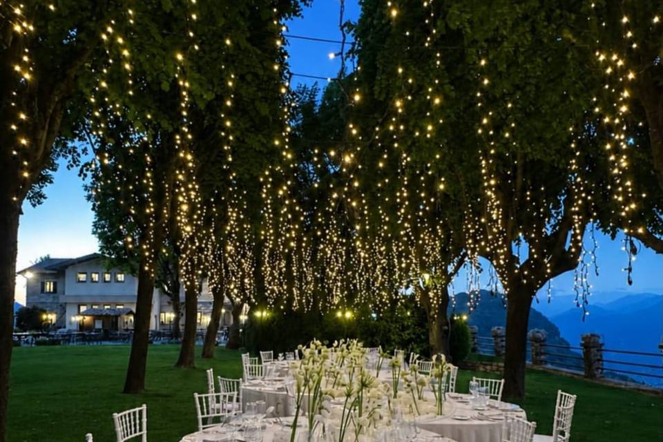 Allestimento luminoso