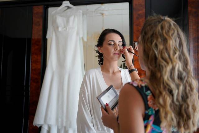 Make-up