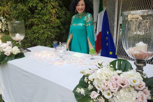 Servizio Officiante Tyna Maria