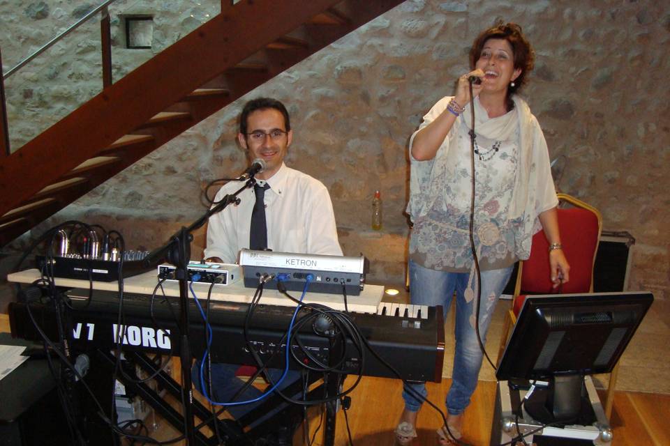 Sabrina e Mauro Pianobar & Djset