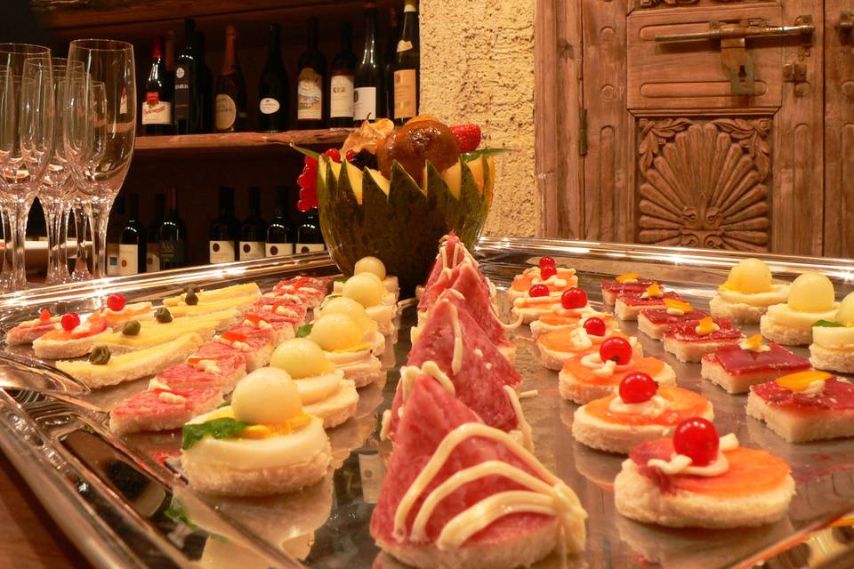 Buffet aperitivi in cantina