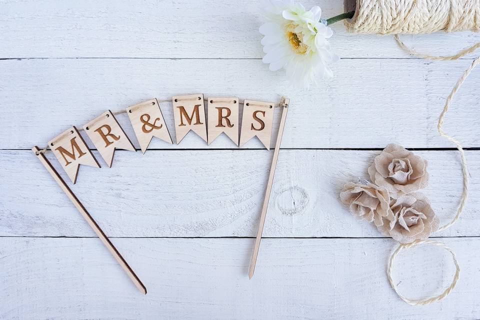 Cake topper love