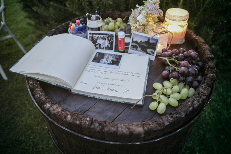 Guest book tema vino