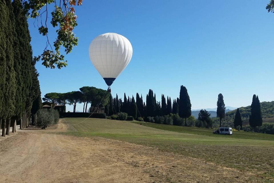 Mongolfiera total white