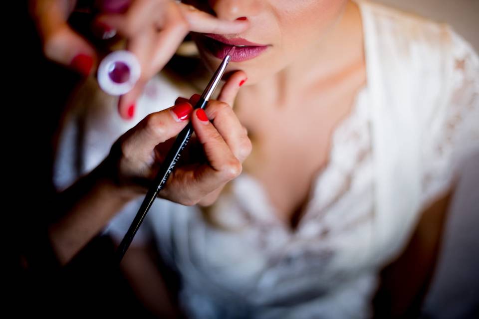 Kitty Nails & Make-up