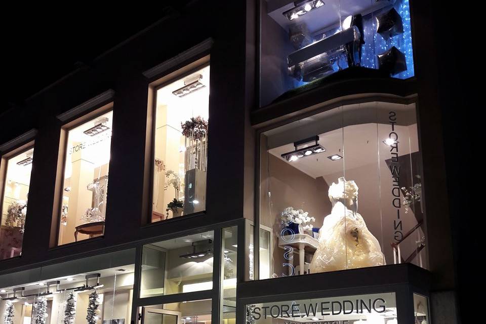 Store Wedding