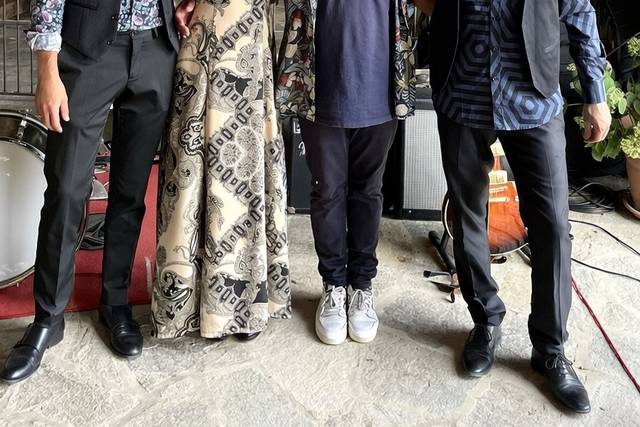 Emotions Live Wedding