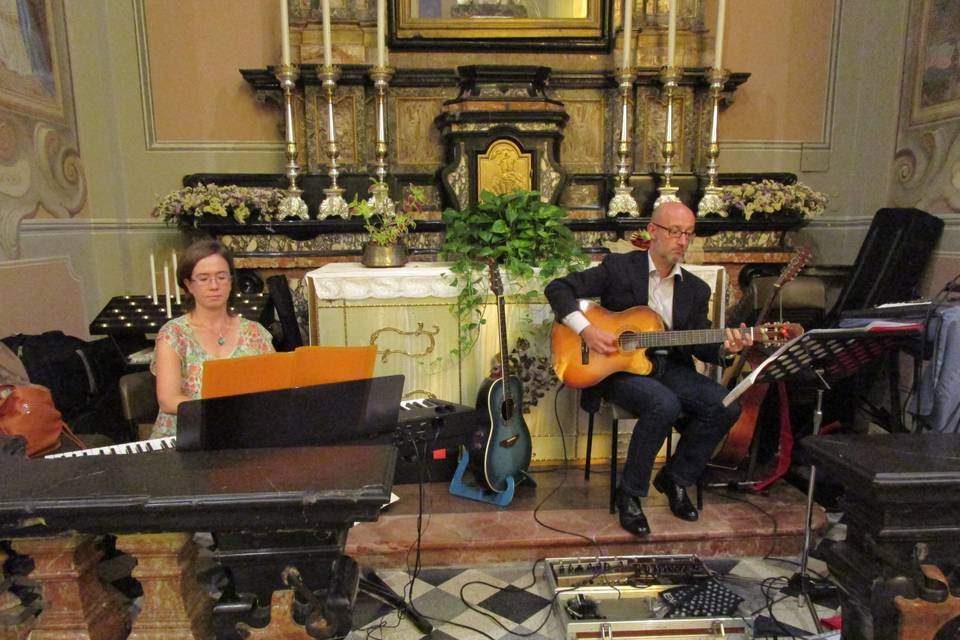 Piano, chitarra e coro