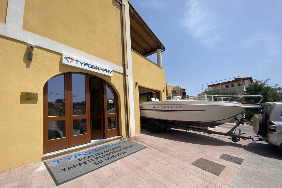 Esterno dell'azienda