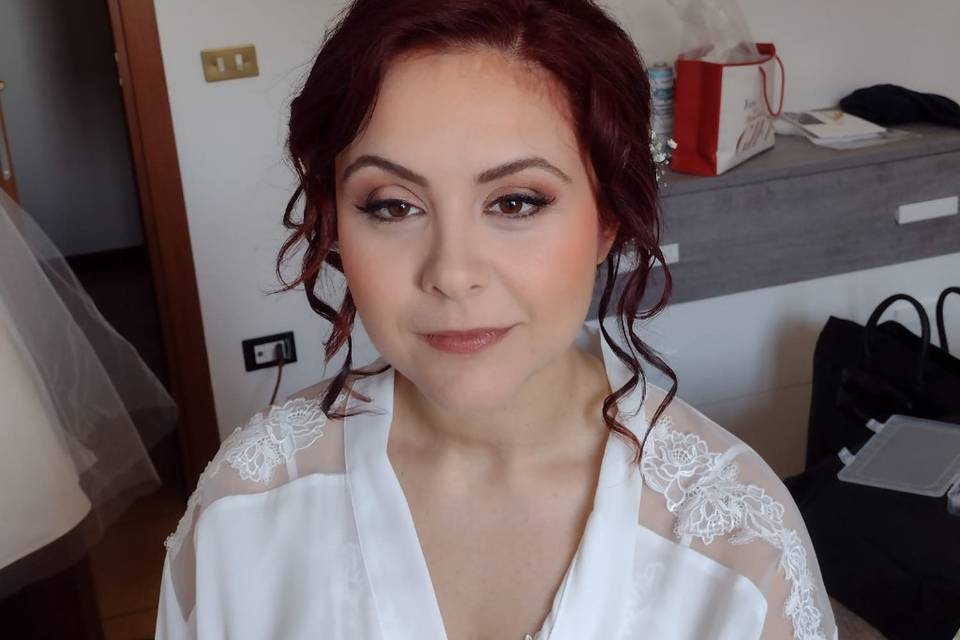 Elena make-up artist by Elena Quintarelli